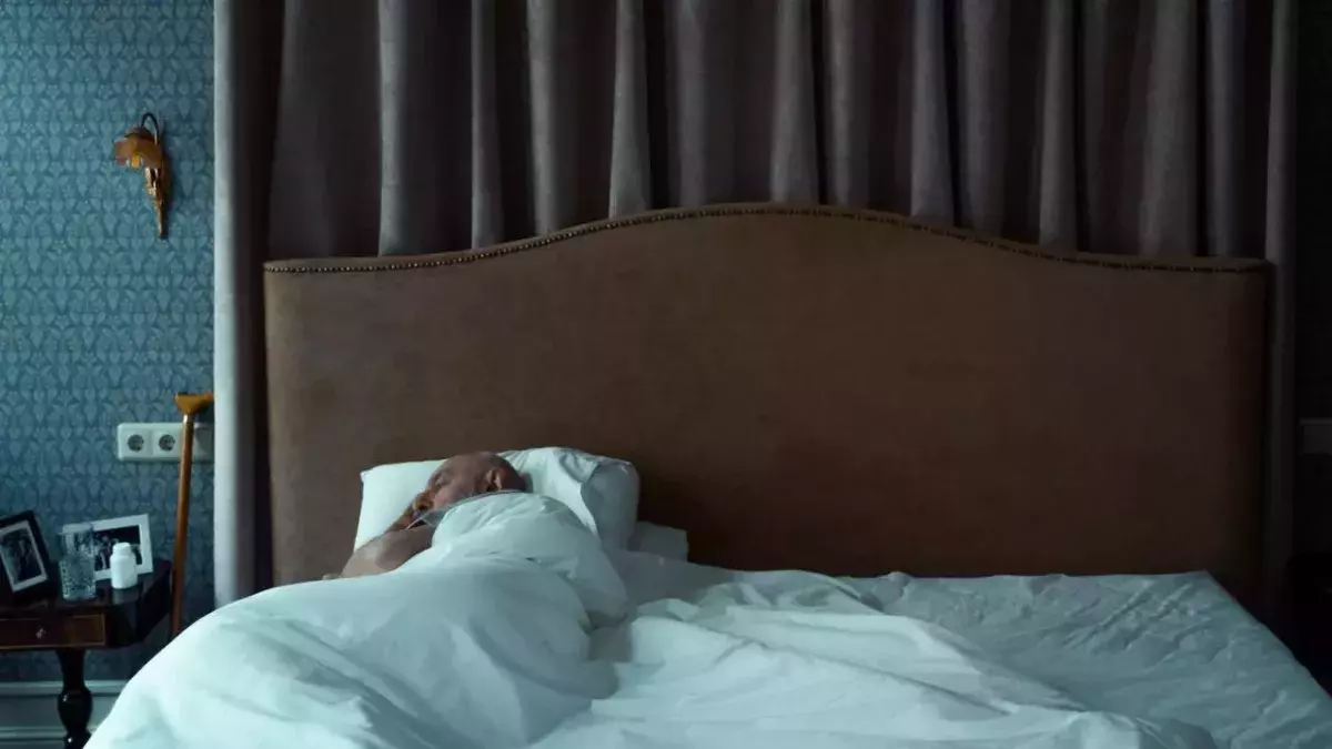 Insomnia man unable to sleep for 50 years after fever