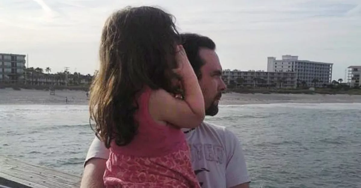 This Little Girl Is Actually A 22-Year-Old Sociopathic Dwarf