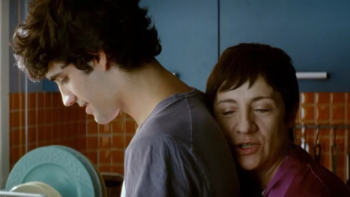 This man was shamed by girlfriend for this one habit that involved his mum: 'I think it's weird'