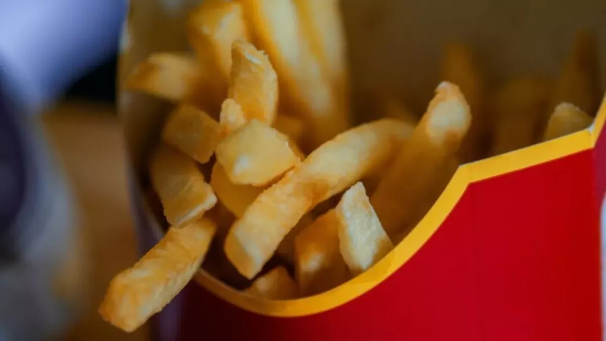 McDonald's fries former employees weird anecdotes