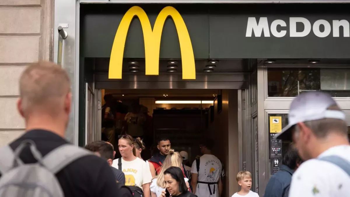 Teenager stabbed to death after fight over McDonald's sweet and sour sauce