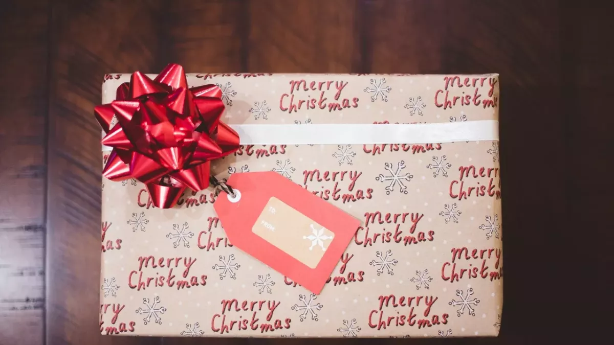 worst Christmas present ever money family gift