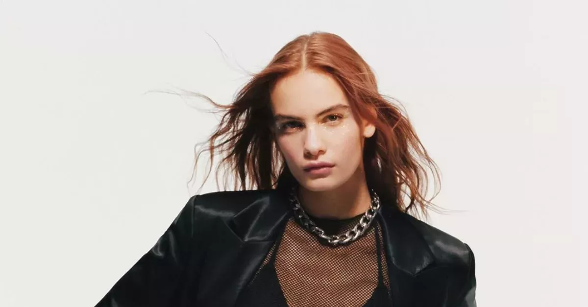 Bershka Has The Blazer 