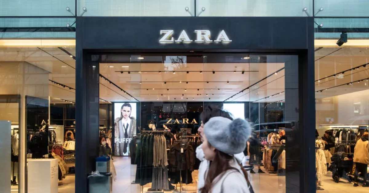 This Dress From Zara Is The Perfect Last Minute Outfit For 
