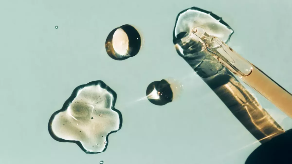Glycolic acid: This facial exfoliant will keep your underarms odour free this summer!