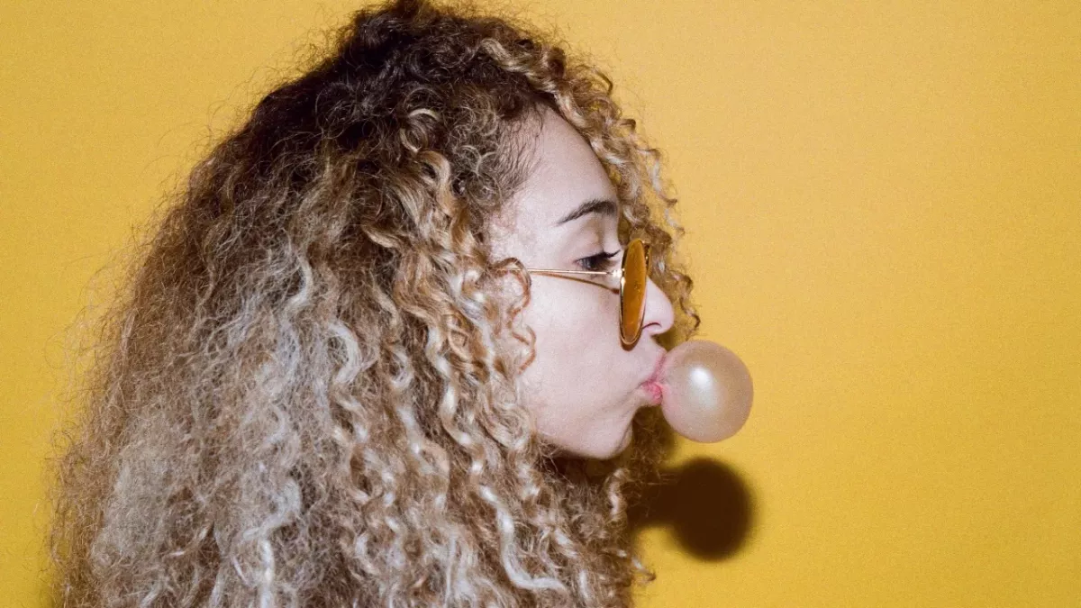 Got chewing gum on your clothes? Remove it with these simple tricks 