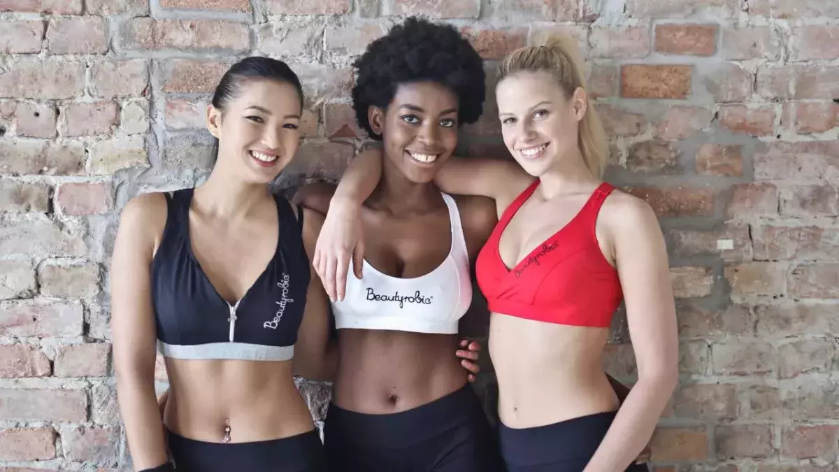 This is how to manage your boob sweat