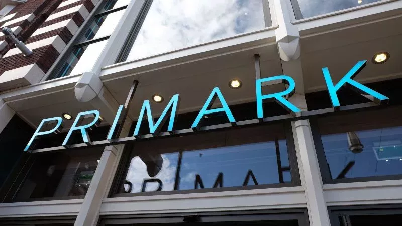 This Low-Cost Fringe Bag From Primark Is The Accessory Of The Season!
