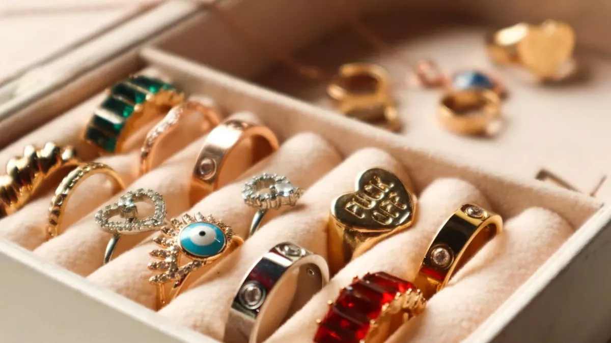 Storing your jewellery this common way can ruin it