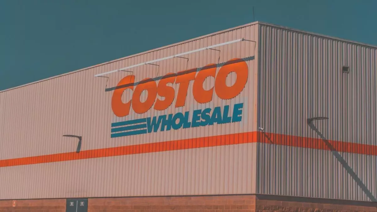 Costco takes a stand on its $1.50 hot-dog-and-soda combo in the face of inflation