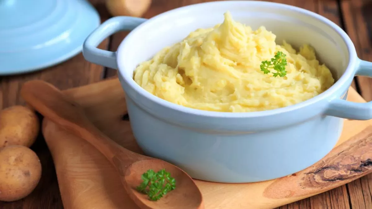 Make the best mashed potatoes ever with this secret revealed by a chef