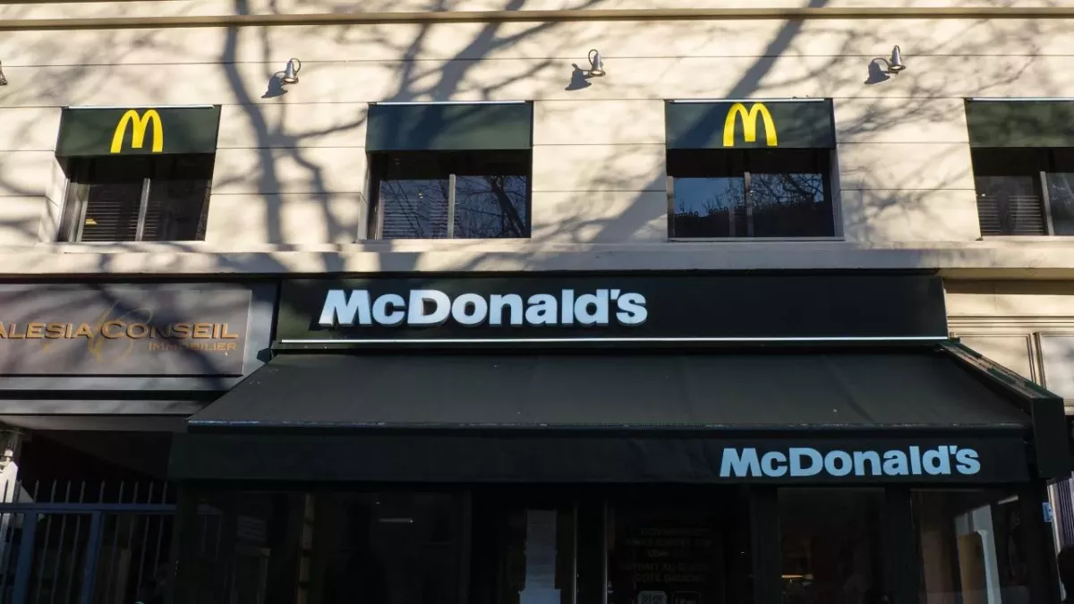 McDonald's customer in disbelief after receiving this instead of his Double Sausage and Egg McMuffin 