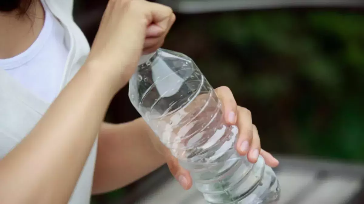 Never leave your water bottle in your car: It can be a potential fire hazard