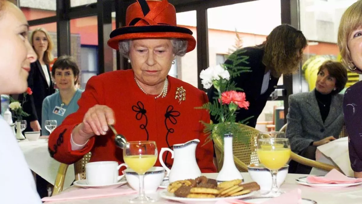 Queen Elizabeth’s scrambled eggs recipe uses two surprising secret ingredients 