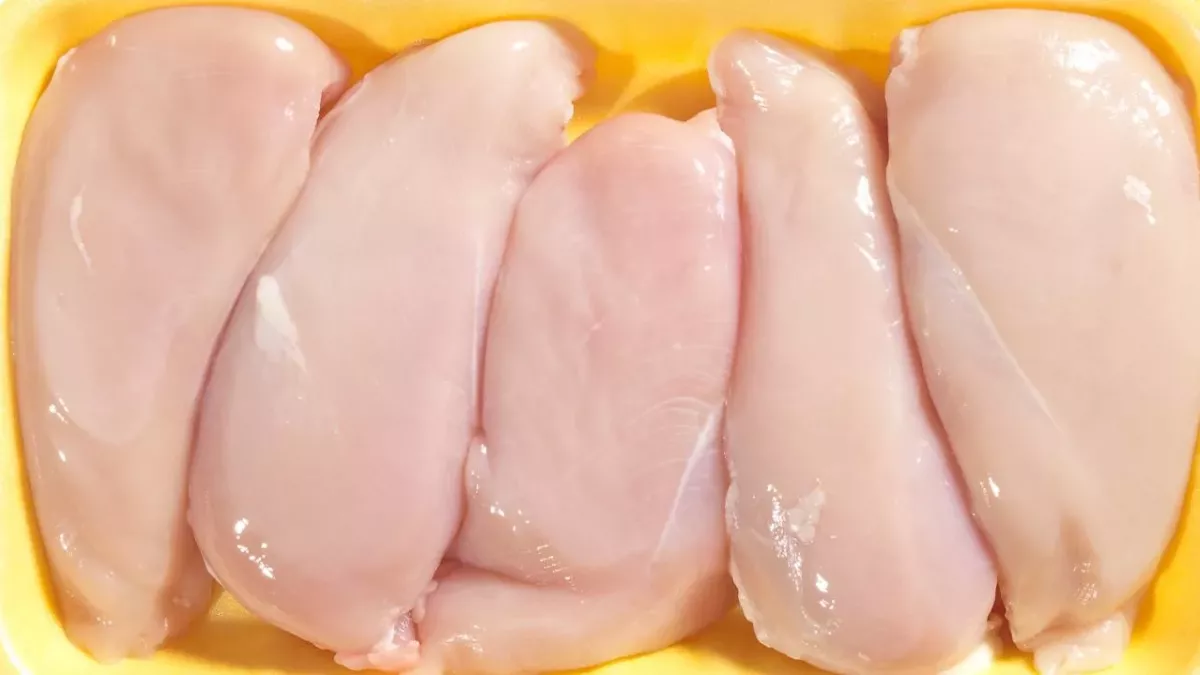 Should you wash raw chicken before cooking?
