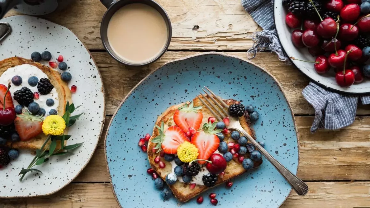 The size of your breakfast could affect how much you eat in a day, according to study