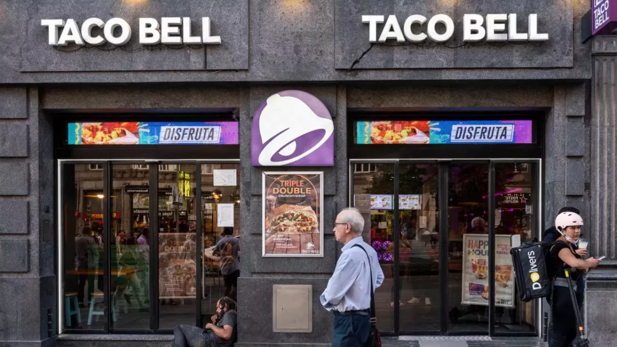 Taco Bell fans successfully voted for this vintage discontinued menu item's return 