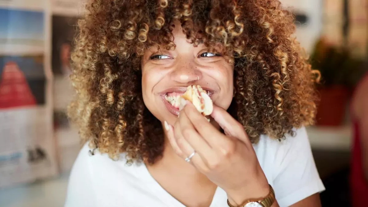 You should be chewing your food with your mouth open, according to expert