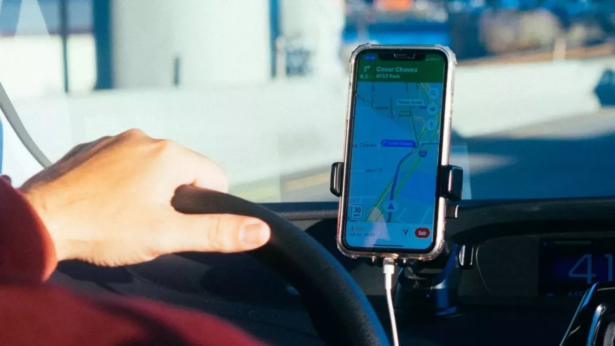 Charging your phone in the car: Here's why it won't help with low battery