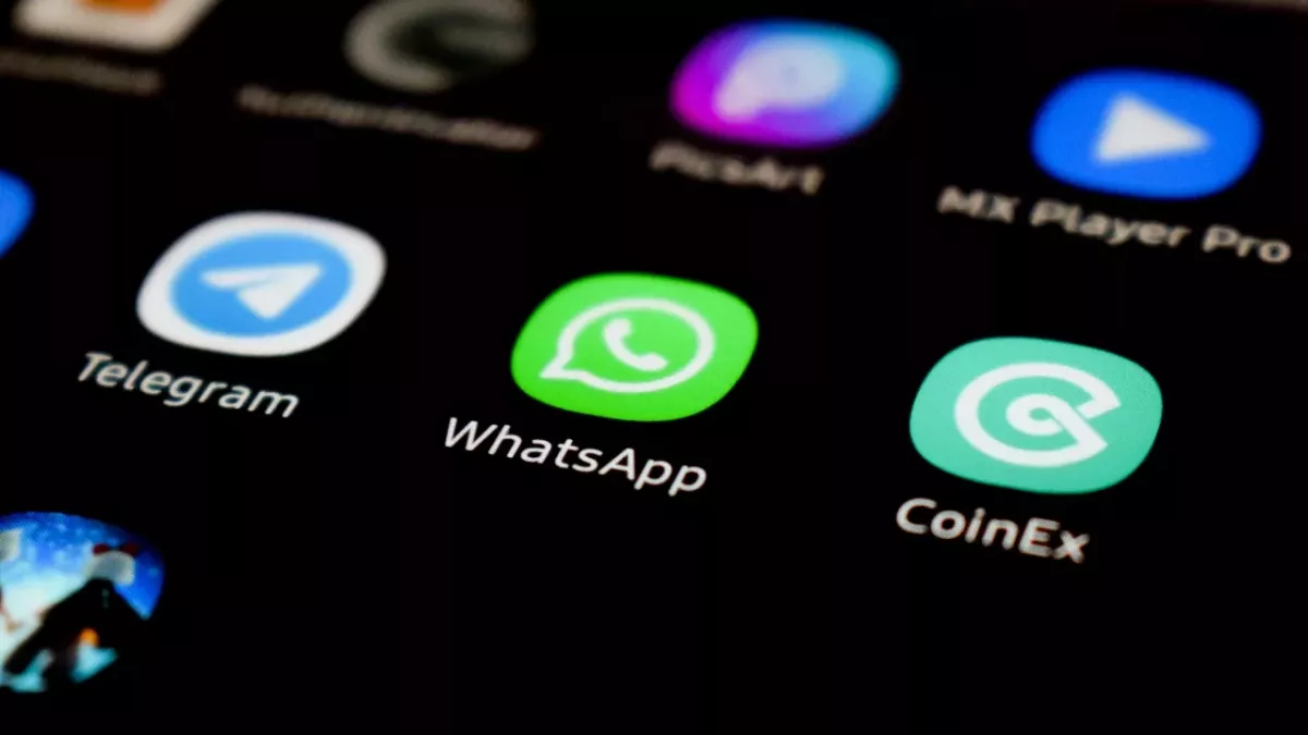 Whatsapp has a ‘secret’ camera function, did you know about it? 