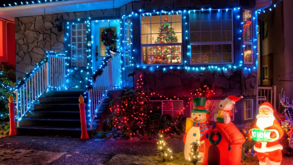 These are the surprising benefits of Christmas decorations, according to science
