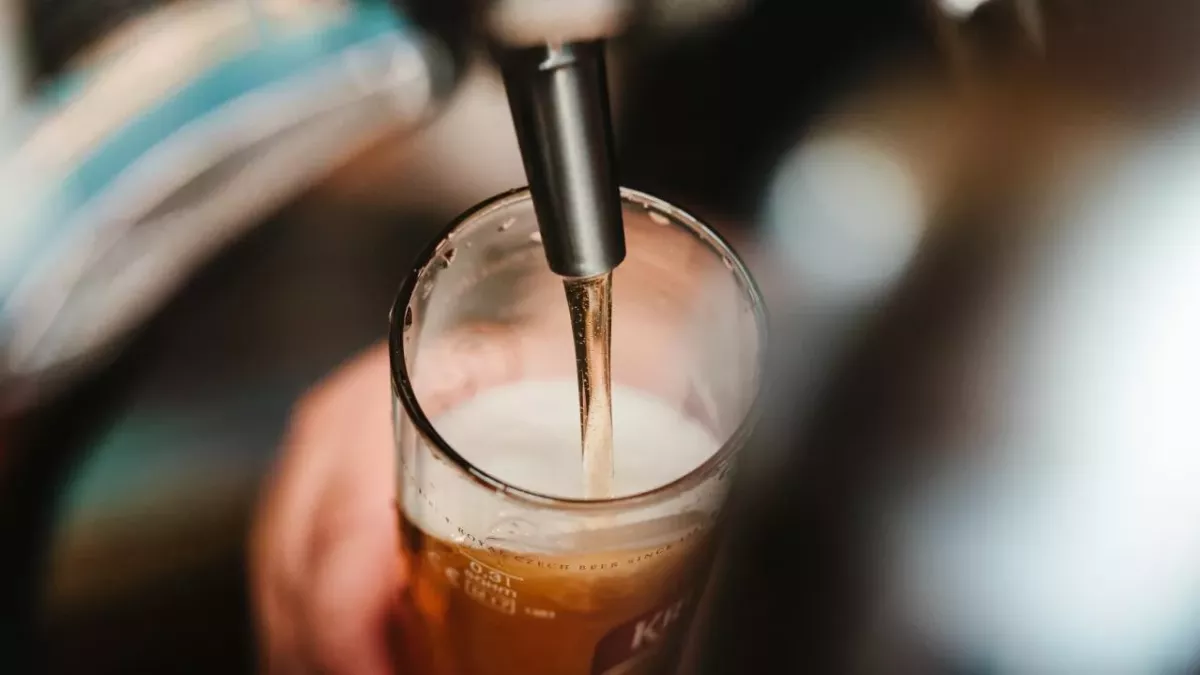 Beer pour