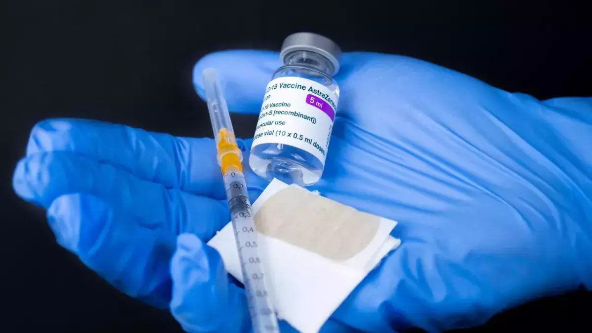 Booster vaccine: Those most at risk likely to receive booster jab this September 