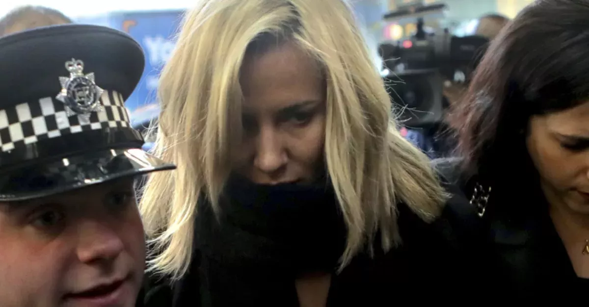 Caroline Flack Looks Completely Different As She Arrives In Court For Assault Charge (VIDEO)
