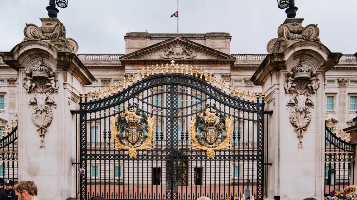 Closed food banks, cancelled cancer appointments on Queen's funeral: Planned closure attracts outrage 