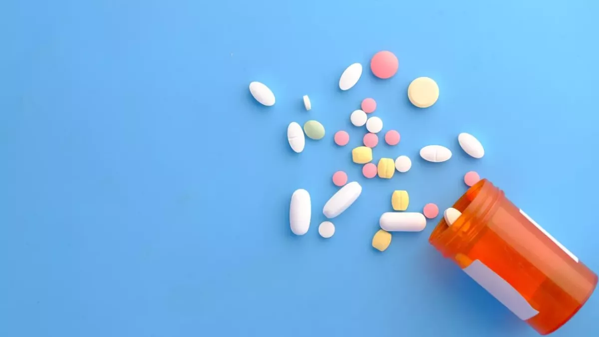 Covid: Pfizer's antiviral treatment to be made available for people over 50’s from this week