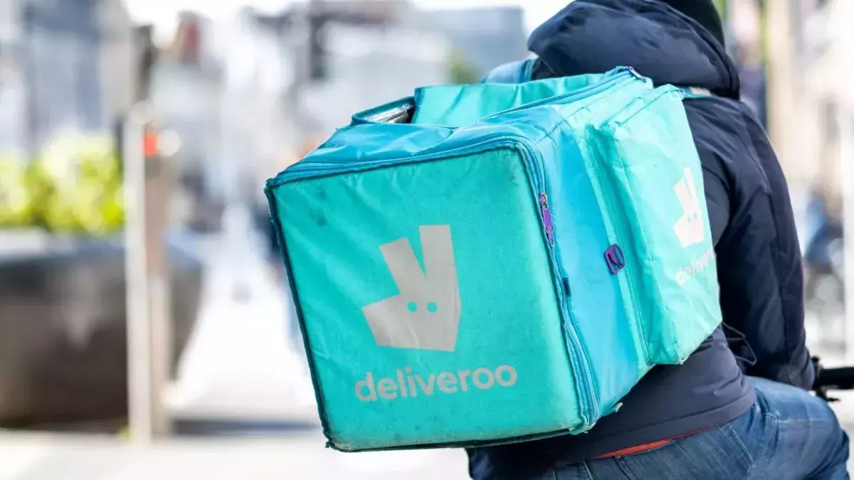 Deliveroo worker flashed women and filmed up skirts in between deliveries