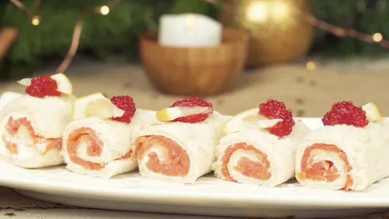 Easy Mini Salmon Roll-Up Christmas Appetisers