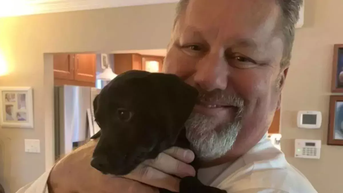 Fully-vaccinated 58-year-old father from Florida with no comorbidities, succumbs to COVID