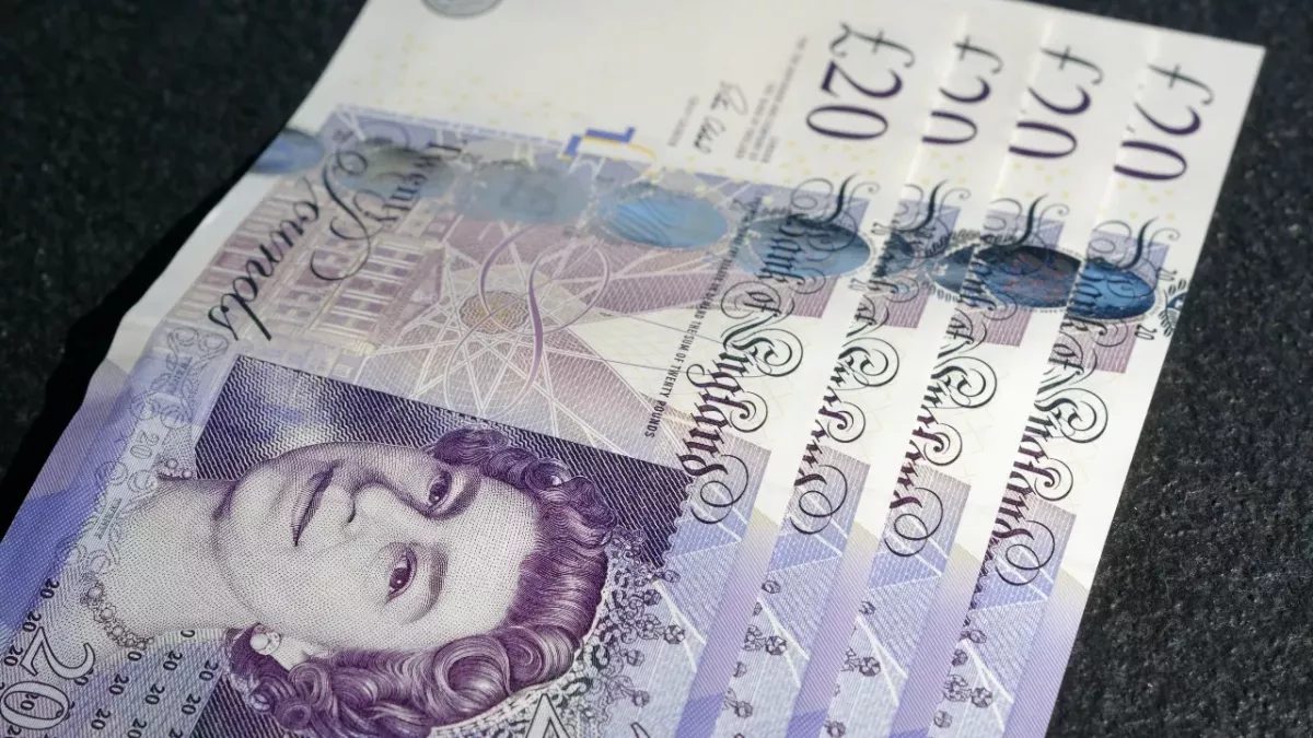 Half a million UK employees 10% pay rise real living wage