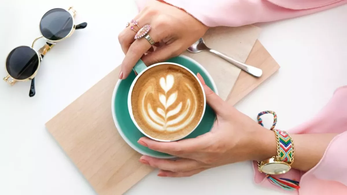 Lidl is selling a Delonghi coffee machine for £20