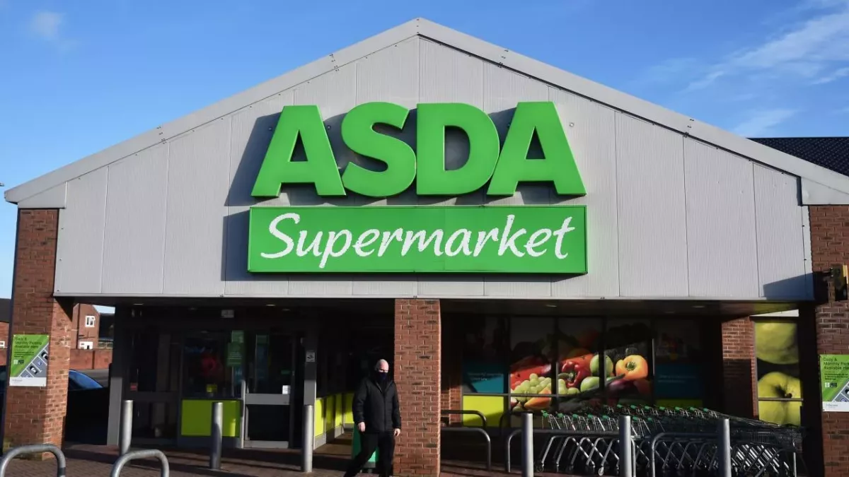 Major UK supermarket recalls popular meat product due to health risks to consumers