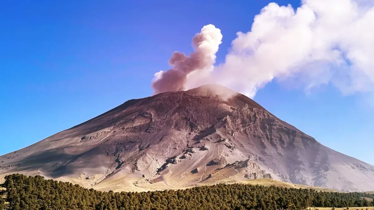 Mexico's most dangerous volcano is 'coming to life' and it could force evacuation of millions