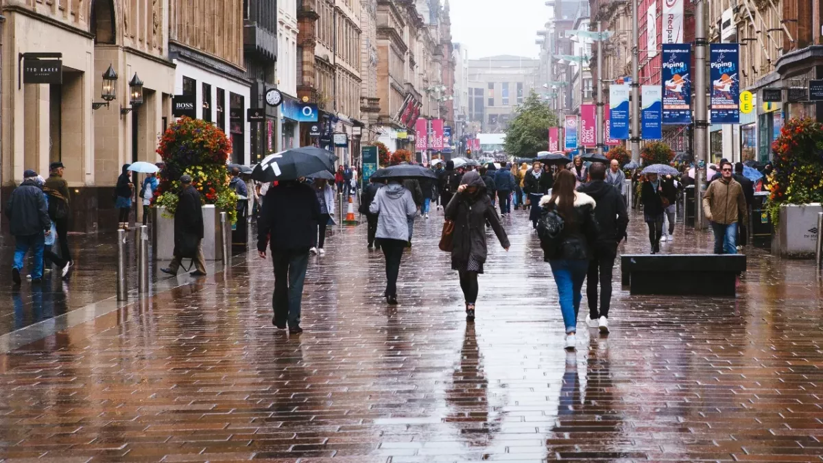 New weather warning issued as flooding and power cuts loom
