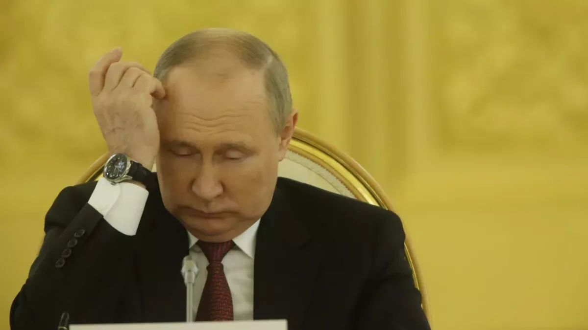Putin reportedly has retreated to a secret palace amid anti-draft protests across Russia