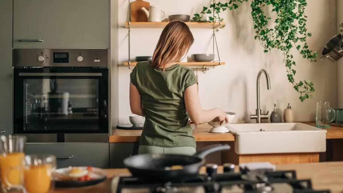 Reduce your energy bill and save money using these surprising kitchen tips 