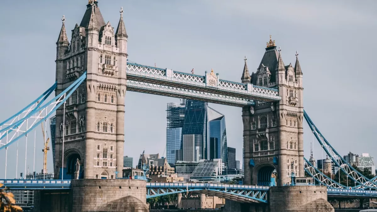 Russian MP threatens missile attack on London’s Tower Bridge