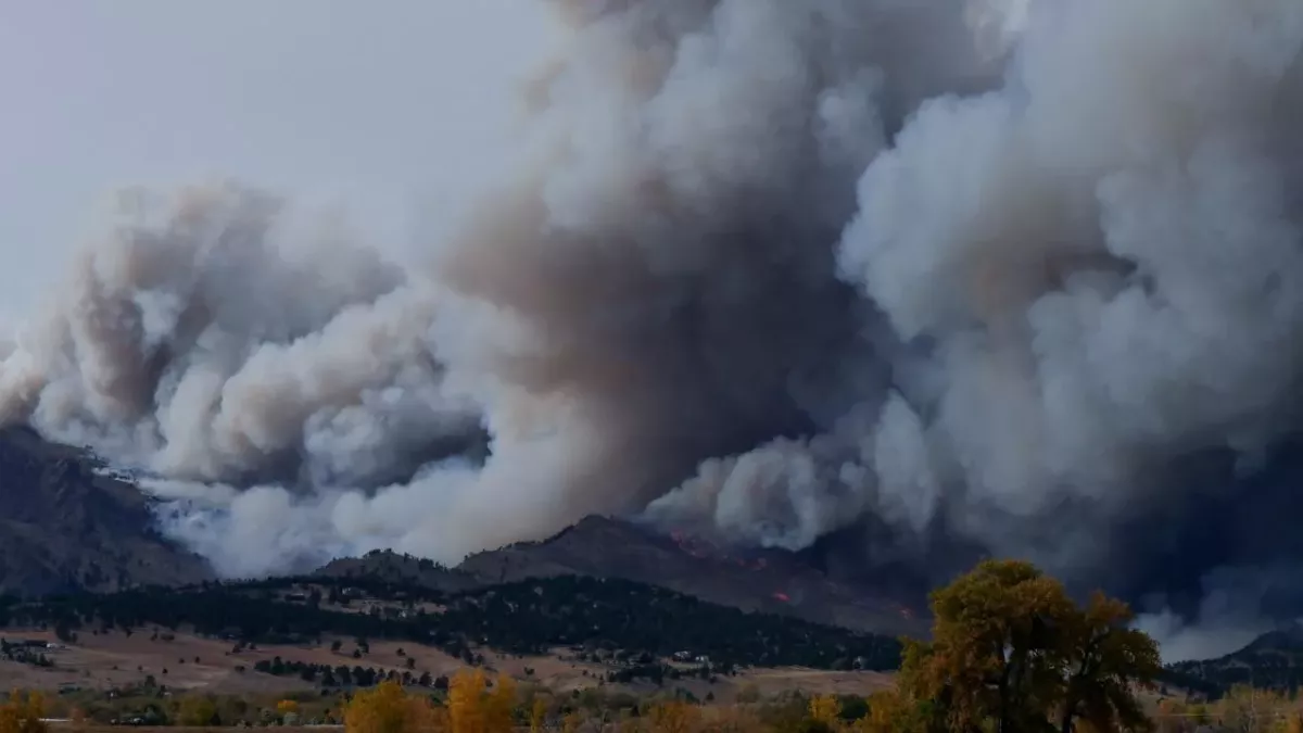 Three wildfires wreak havoc in the US, is this the sign of an intense summer?