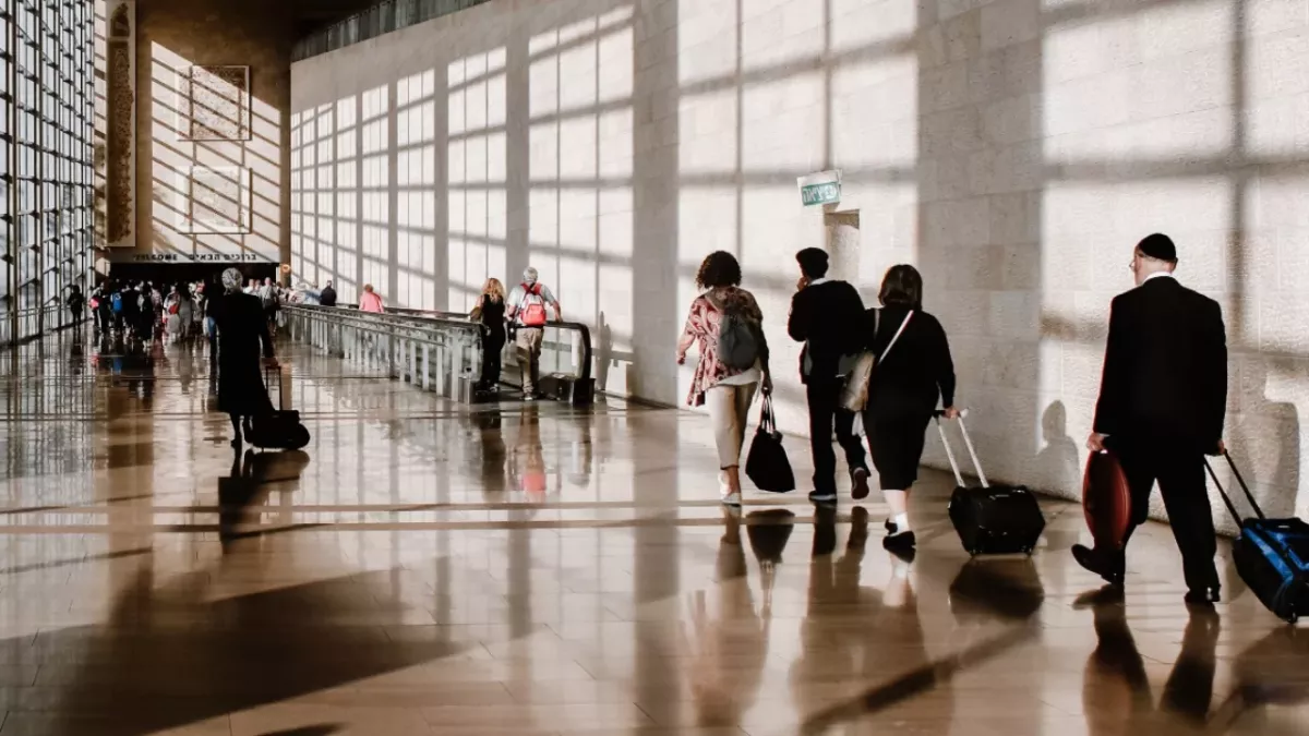 Travel winter UK scammers warning