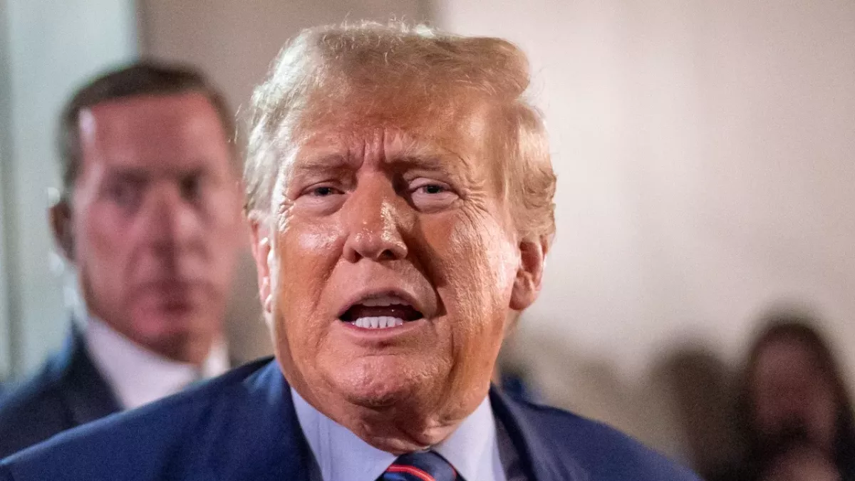 Trump seems to get wife Melania’s name wrong