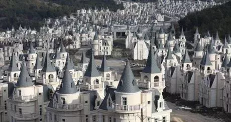 This Turkish city has dozens of castles and no inhabitants!
