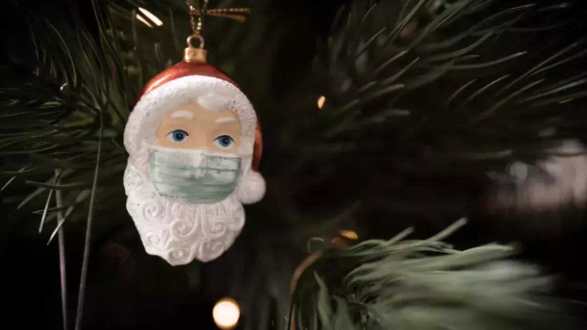 UK considers being under a lockdown during Christmas as Omicron cases soar