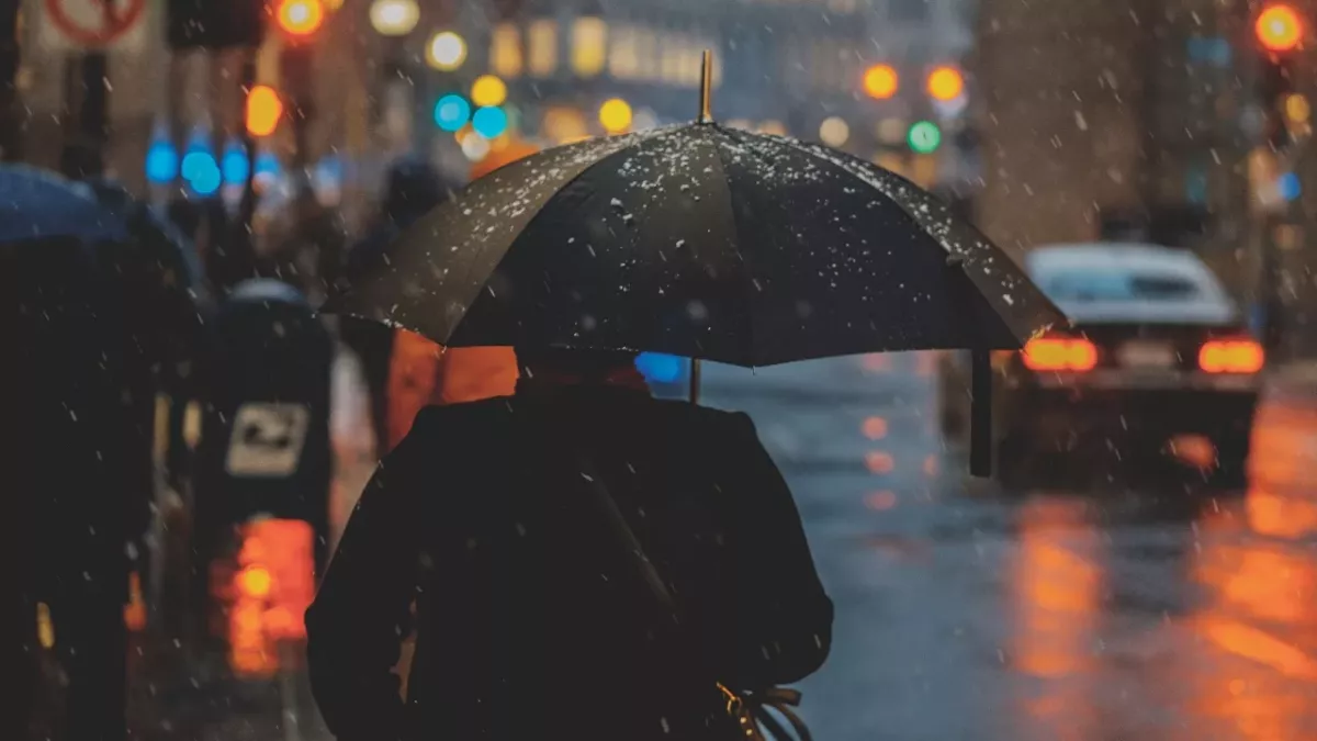 UK deals with remnants of hurricane Lee, here’s when the rain will end 