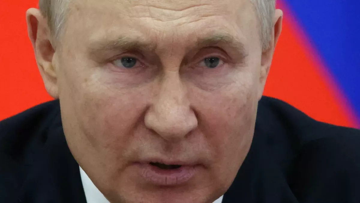 Vladimir Putin ally dies and critic barely alive in latest mysterious incidents