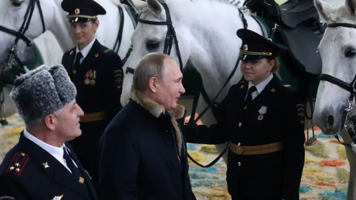Vladimir Putin sends luxury horses to Kim Jong-un in alleged exchange for heavy ammunition