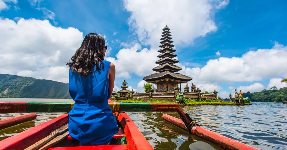 This Youtube Fakes Bali Vacations With Snaps From Ikea